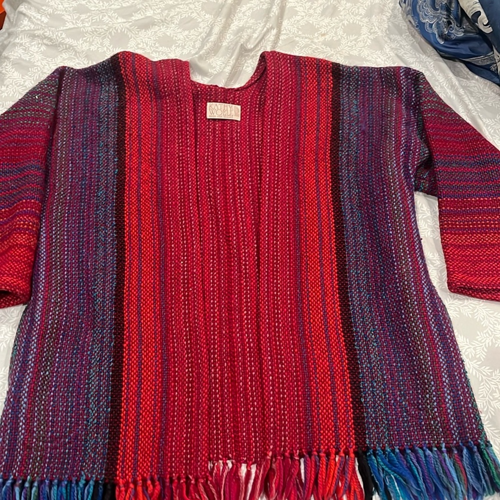 Eye catching cardigan